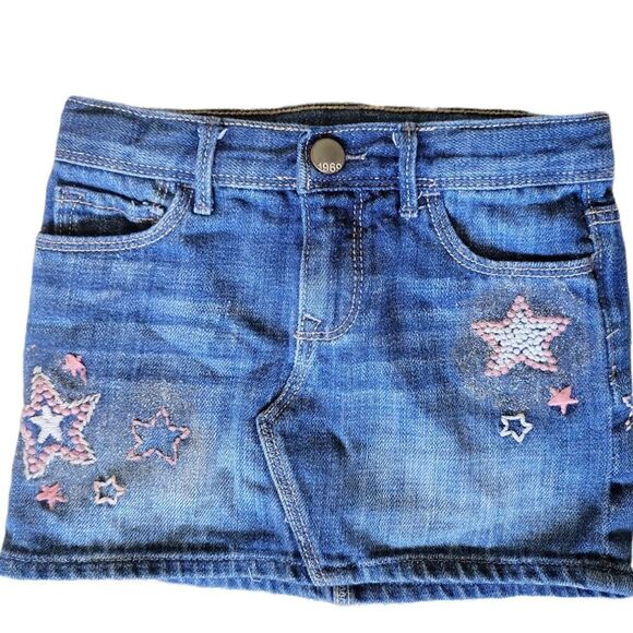 BABY Gap 3T Denim Jean Mini Skirt with Pink Star Embroidery - Picture 1 of 4
